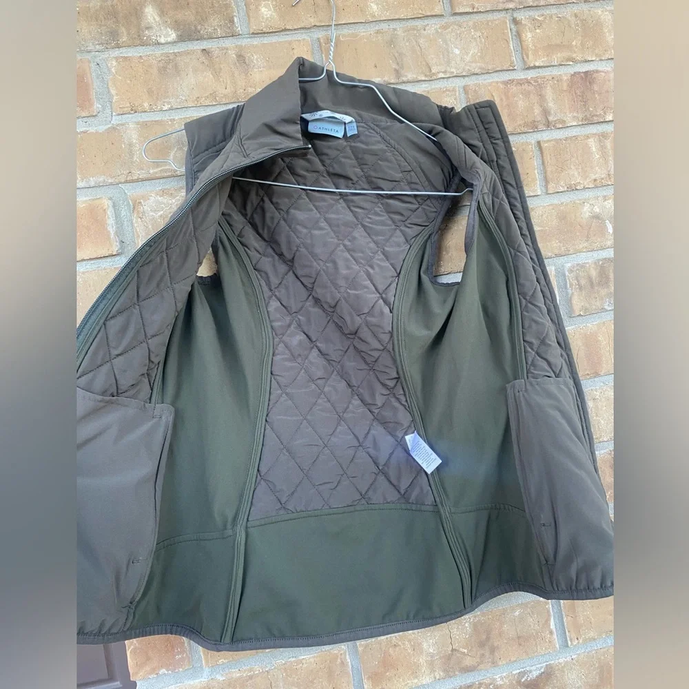 Athleta Upside Quilted Vest in Green ~ Size XXS - Picture 9 of 11